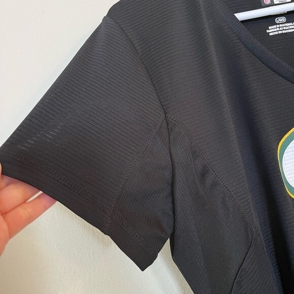 NFL Black V-Neck Tee with Team Logo - Picture 5 of 10